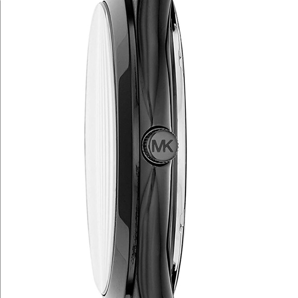 Watch - Picture 5 of 6